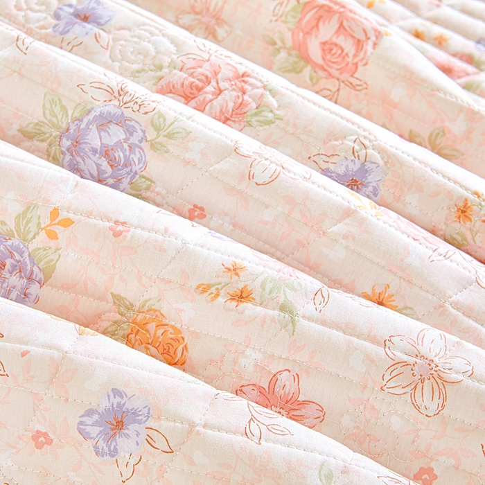 91家纺网 家纺一手货源 找家纺 宜凡家纺 2026新款全棉法式夹棉床裙款三件套 寻觅花季