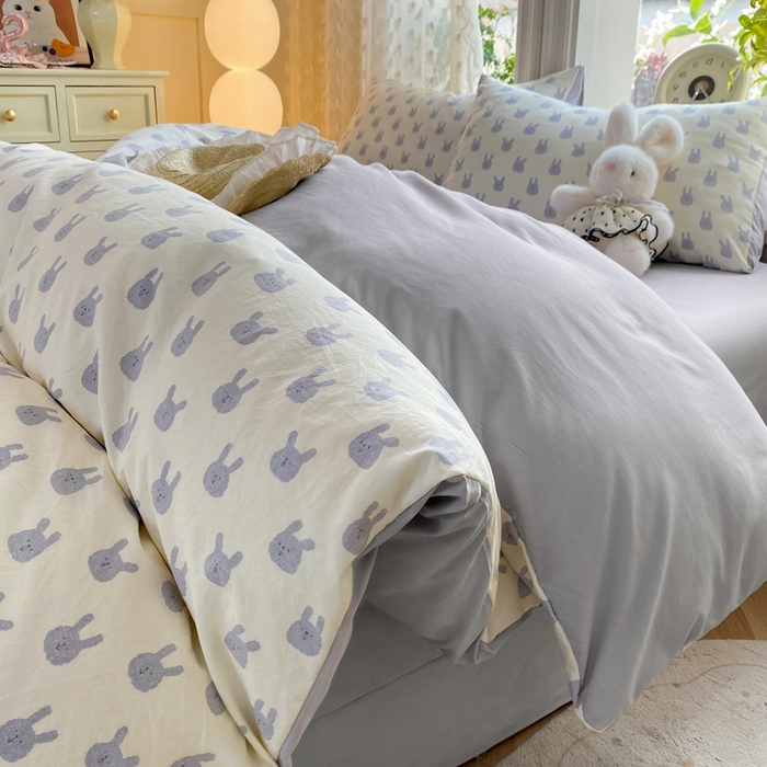 91家纺网 家纺一手货源 找家纺 豫见家纺 2026新款古法水洗仿棉云感纱四件套 吉米兔-灰