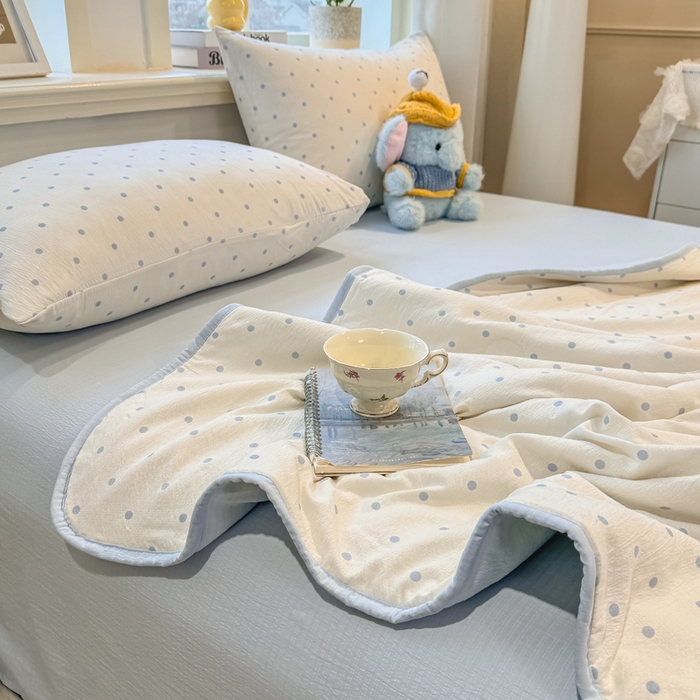 91家纺网 家纺一手货源 找家纺 爱屋及屋 2026新款双层纱小包边棉花夏被【含买家秀】 蓝色波点