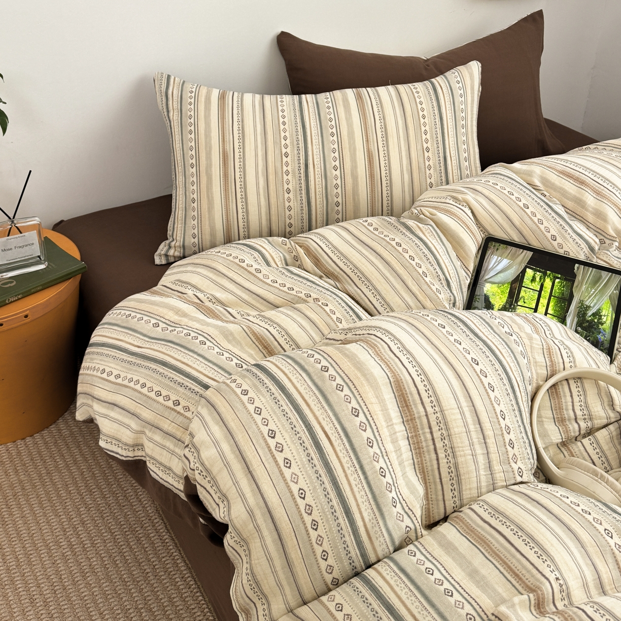 91家纺网 家纺一手货源 找家纺 三朵家纺 2026春夏新款纯天然棉麻舒适简约风四件套 布拉德