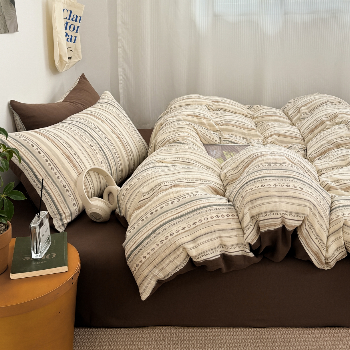 91家纺网 家纺一手货源 找家纺 三朵家纺 2026春夏新款纯天然棉麻舒适简约风四件套 布拉德