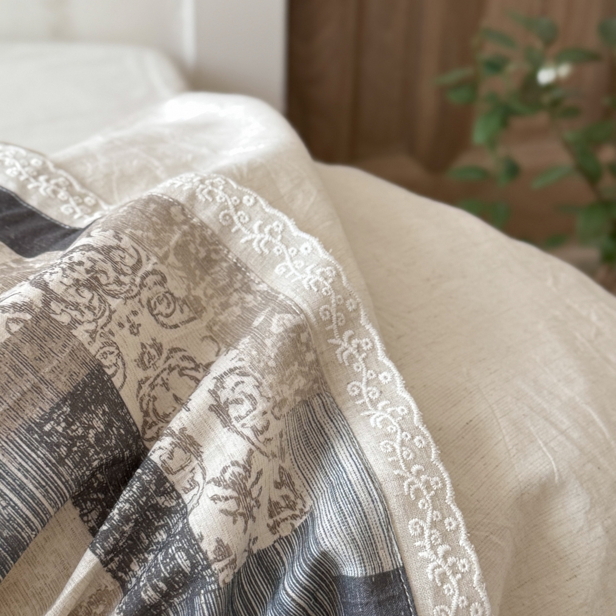 91家纺网 家纺一手货源 找家纺 （总）佳汐蓝家纺 2026新款复古棉麻印花韩式小花边四件套-知野（控价：卷后不低于398元）