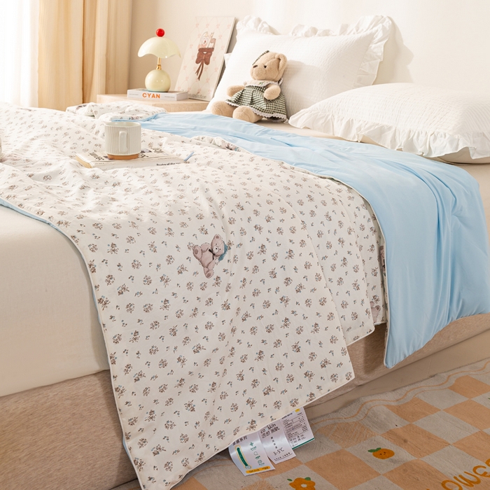 91家纺网 家纺一手货源 找家纺 米乐被业 2026新款仿棉凉感夏被被子被芯 花间小熊