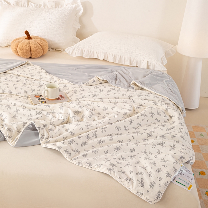 91家纺网 家纺一手货源 找家纺 米乐被业 2026新款仿棉凉感夏被被子被芯 花语