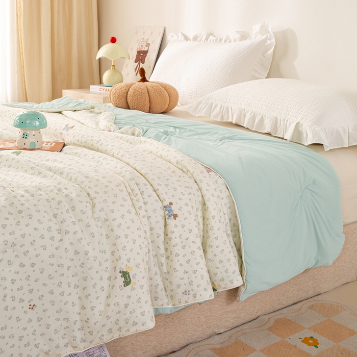 91家纺网 家纺一手货源 找家纺 米乐被业 2026新款仿棉凉感夏被被子被芯 腊肠小狗