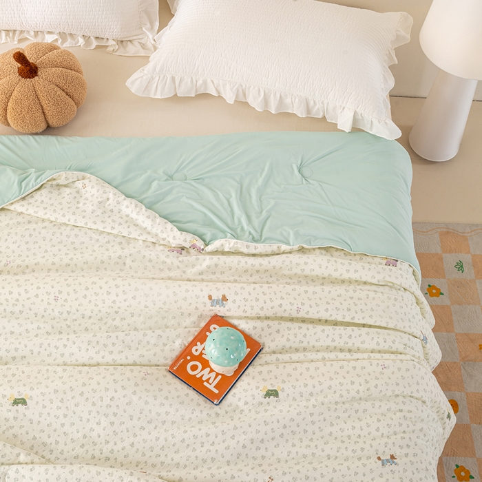 91家纺网 家纺一手货源 找家纺 米乐被业 2026新款仿棉凉感夏被被子被芯 腊肠小狗