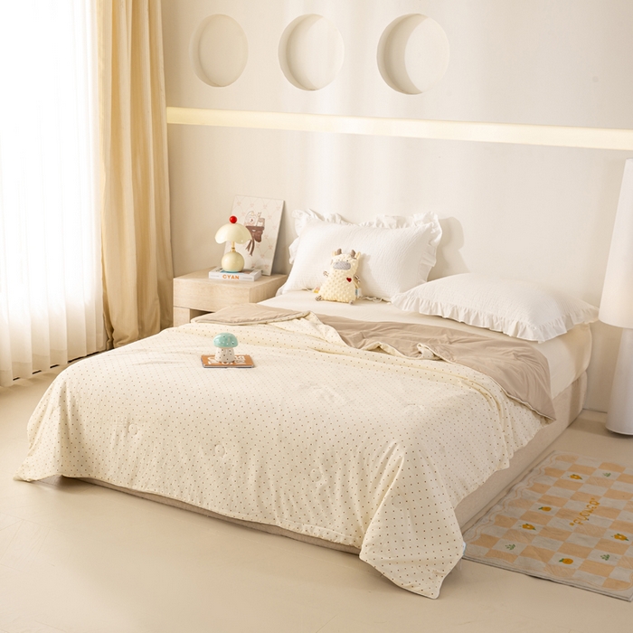 91家纺网 家纺一手货源 找家纺 米乐被业 2026新款仿棉凉感夏被被子被芯 小波点