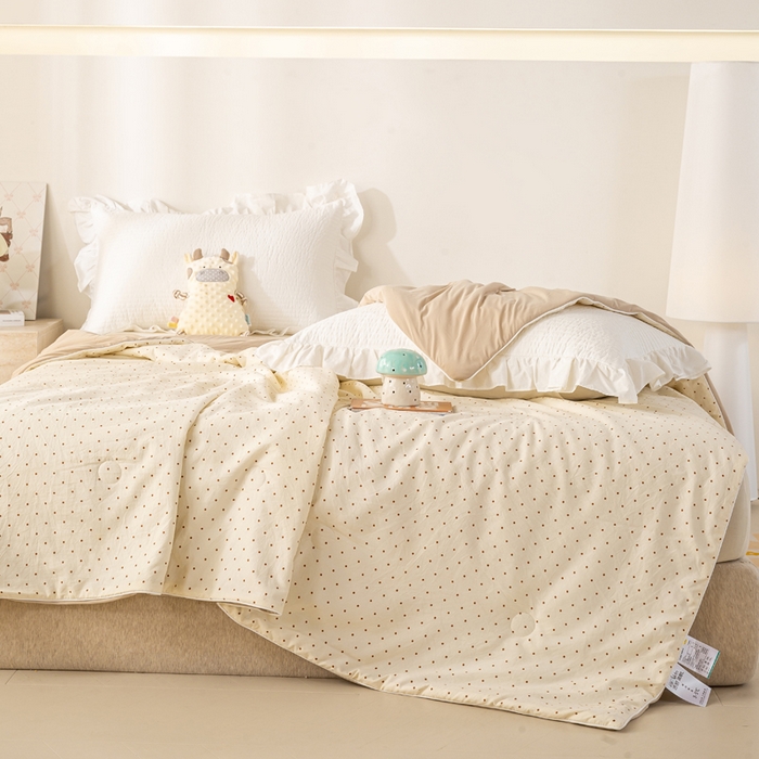 91家纺网 家纺一手货源 找家纺 米乐被业 2026新款仿棉凉感夏被被子被芯 小波点