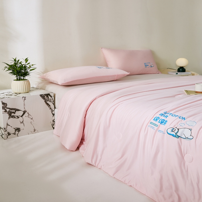 91家纺网 家纺一手货源 找家纺 益多眠 2026新款【性价最高】牛奶针织棉夏被夏凉被空调被柔软舒适被子被芯 桃粉熊