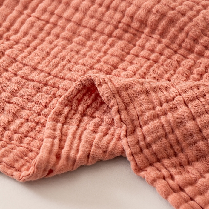 91家纺网 家纺一手货源 找家纺 萌飞 2026新款四层纱素色夏被被子被芯 毛巾被红色