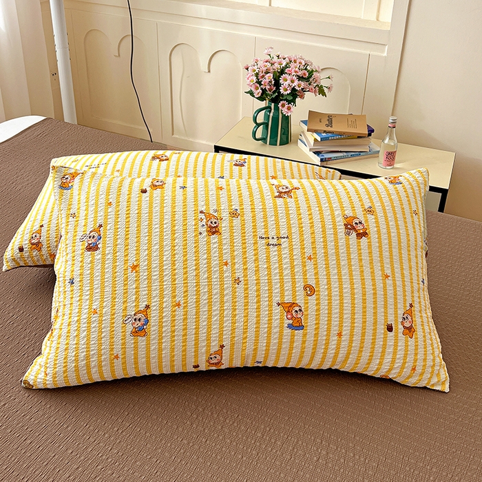 91家纺网 家纺一手货源 找家纺 一比一 2026春夏新款泡芙棉泡芙纱印花四件套-简单款 哈咯星人