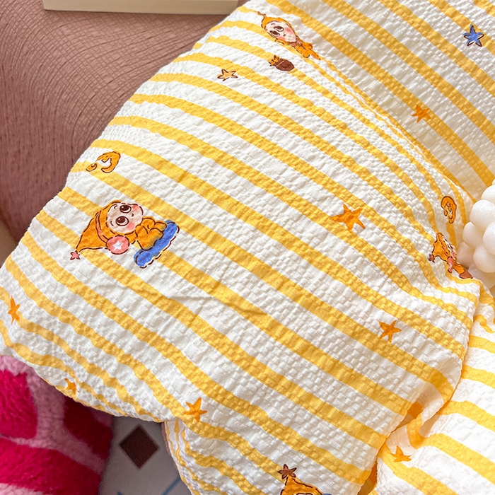 91家纺网 家纺一手货源 找家纺 一比一 2026春夏新款泡芙棉泡芙纱印花四件套-简单款 哈咯星人