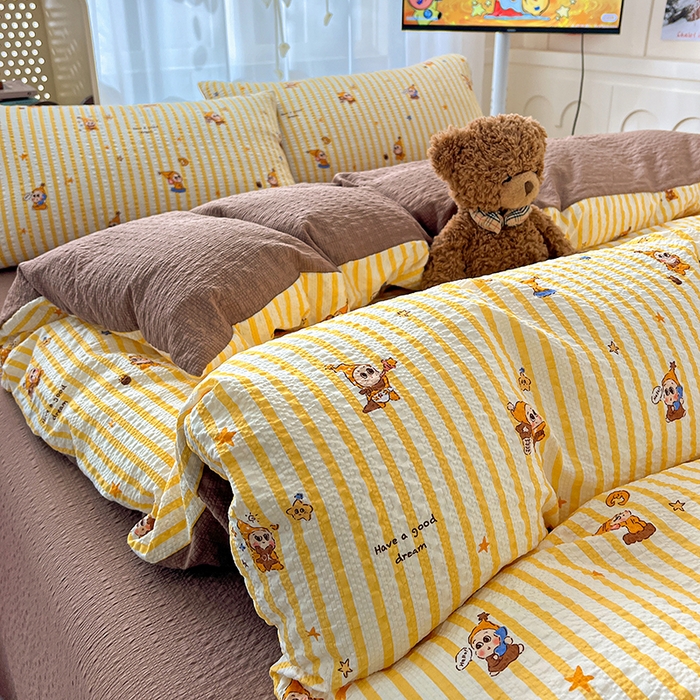 91家纺网 家纺一手货源 找家纺 一比一 2026春夏新款泡芙棉泡芙纱印花四件套-简单款 哈咯星人