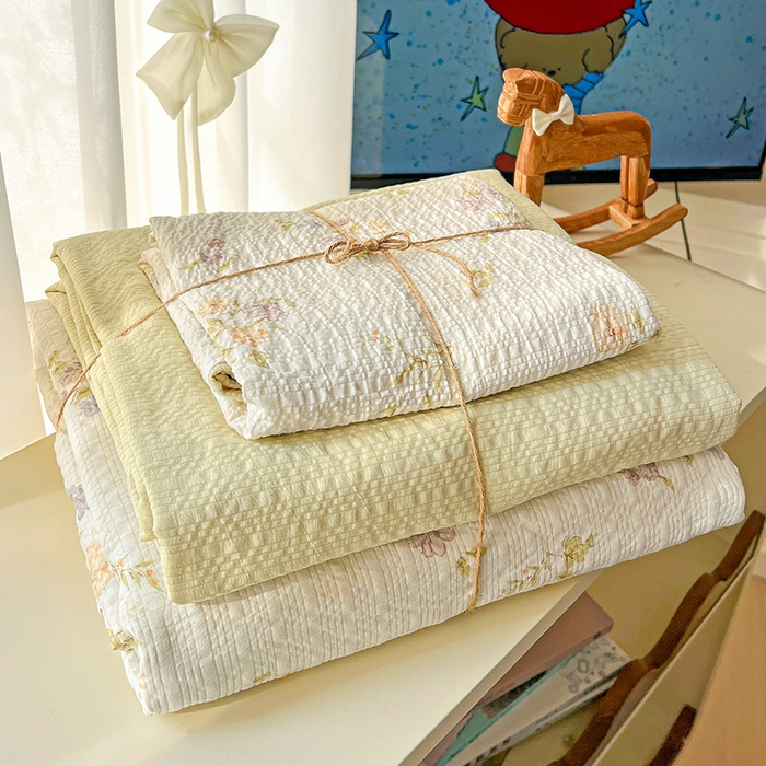 91家纺网 家纺一手货源 找家纺 一比一 2026春夏新款泡芙棉泡芙纱印花四件套-简单款 欢乐趴