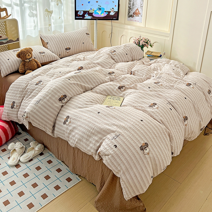 91家纺网 家纺一手货源 找家纺 一比一 2026春夏新款泡芙棉泡芙纱印花四件套-简单款 咖啡狗