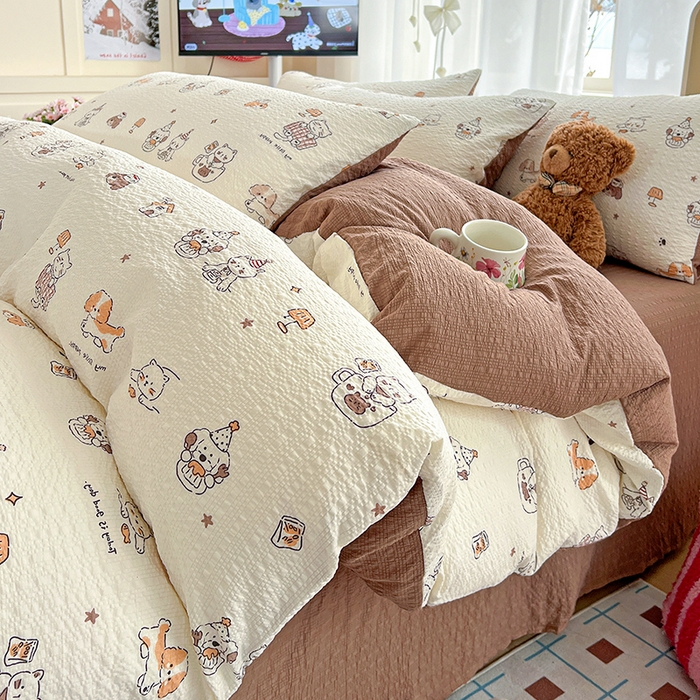 91家纺网 家纺一手货源 找家纺 一比一 2026春夏新款泡芙棉泡芙纱印花四件套-简单款 萌宠派对