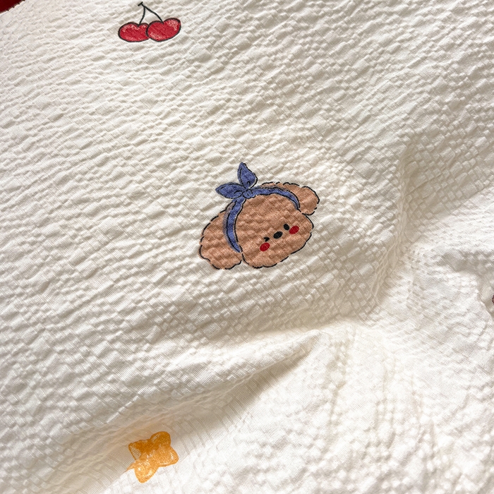 91家纺网 家纺一手货源 找家纺 一比一 2026春夏新款泡芙棉泡芙纱印花四件套-简单款 萌星奇遇