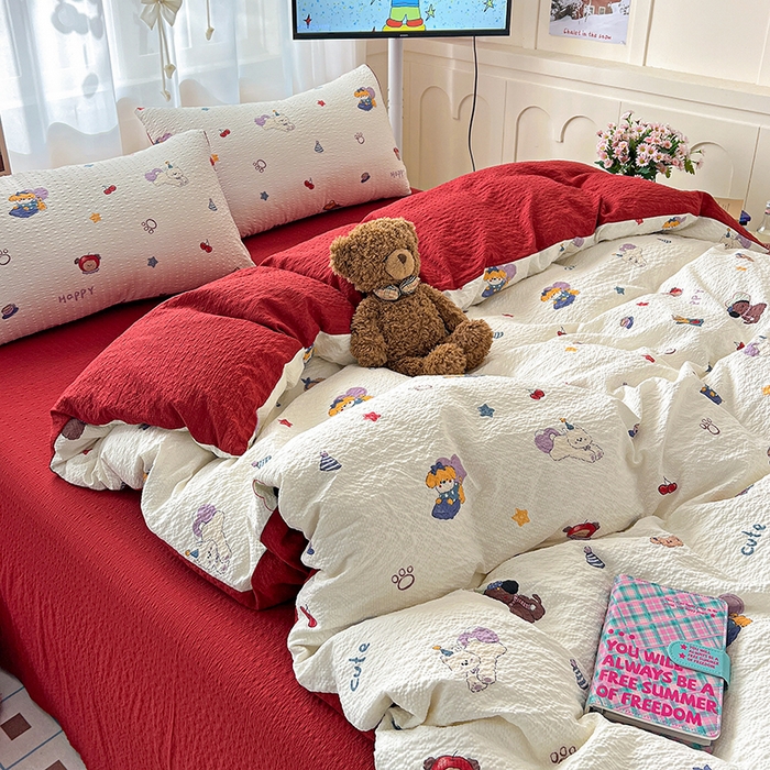 91家纺网 家纺一手货源 找家纺 一比一 2026春夏新款泡芙棉泡芙纱印花四件套-简单款 萌星奇遇