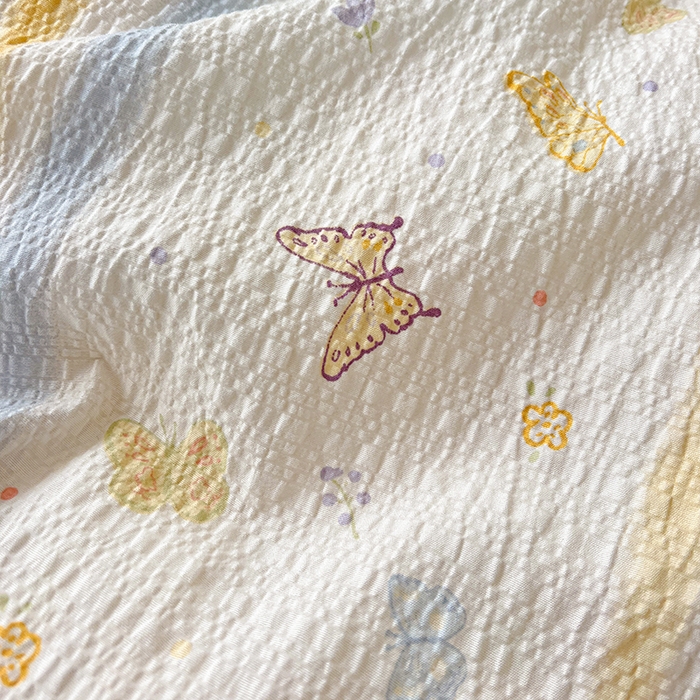 91家纺网 家纺一手货源 找家纺 一比一 2026春夏新款泡芙棉泡芙纱印花四件套-简单款 梦幻蝶影