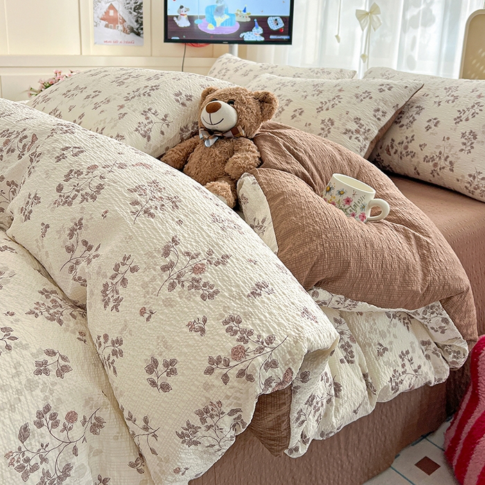 91家纺网 家纺一手货源 找家纺 一比一 2026春夏新款泡芙棉泡芙纱印花四件套-简单款 暮秋