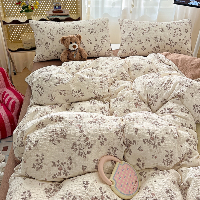 91家纺网 家纺一手货源 找家纺 一比一 2026春夏新款泡芙棉泡芙纱印花四件套-简单款 暮秋