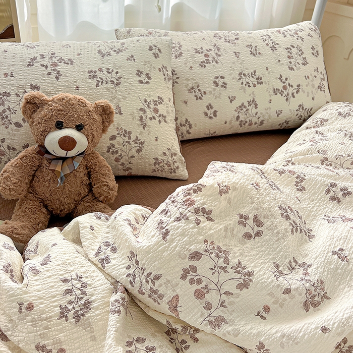 91家纺网 家纺一手货源 找家纺 一比一 2026春夏新款泡芙棉泡芙纱印花四件套-简单款 暮秋