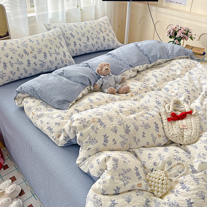 91家纺网 家纺一手货源 找家纺 一比一 2026春夏新款泡芙棉泡芙纱印花四件套-简单款 青花集