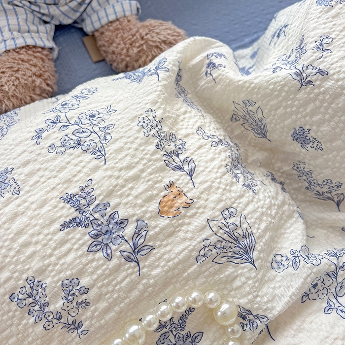 91家纺网 家纺一手货源 找家纺 一比一 2026春夏新款泡芙棉泡芙纱印花四件套-简单款 青花集