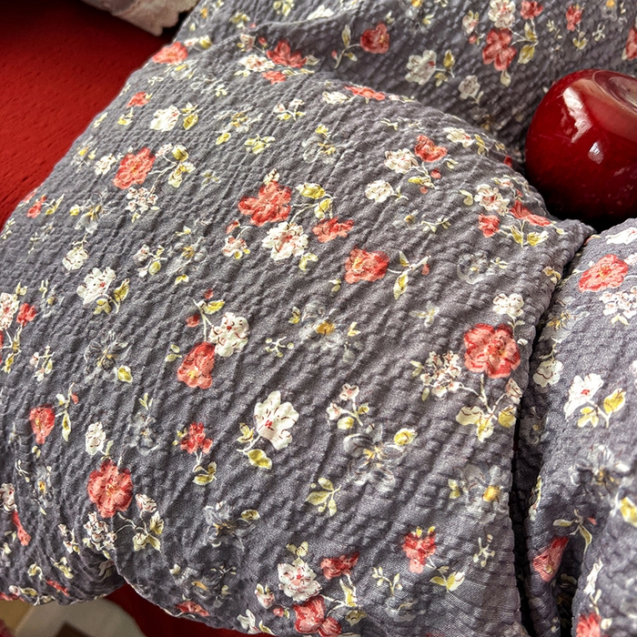 91家纺网 家纺一手货源 找家纺 一比一 2026春夏新款泡芙棉泡芙纱印花四件套-简单款 胭花集