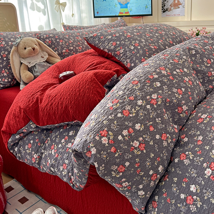 91家纺网 家纺一手货源 找家纺 一比一 2026春夏新款泡芙棉泡芙纱印花四件套-简单款 胭花集