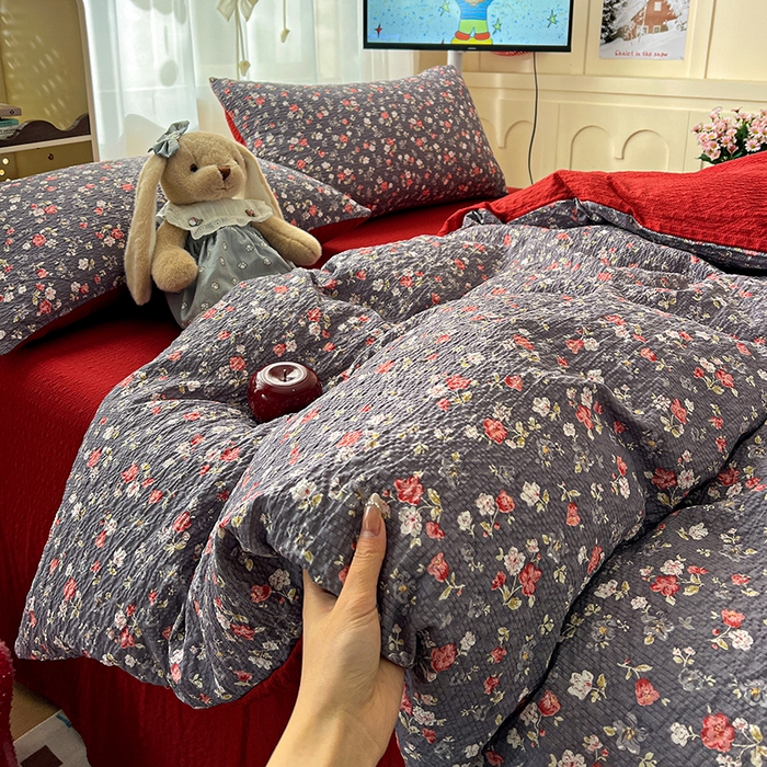 91家纺网 家纺一手货源 找家纺 一比一 2026春夏新款泡芙棉泡芙纱印花四件套-简单款 胭花集