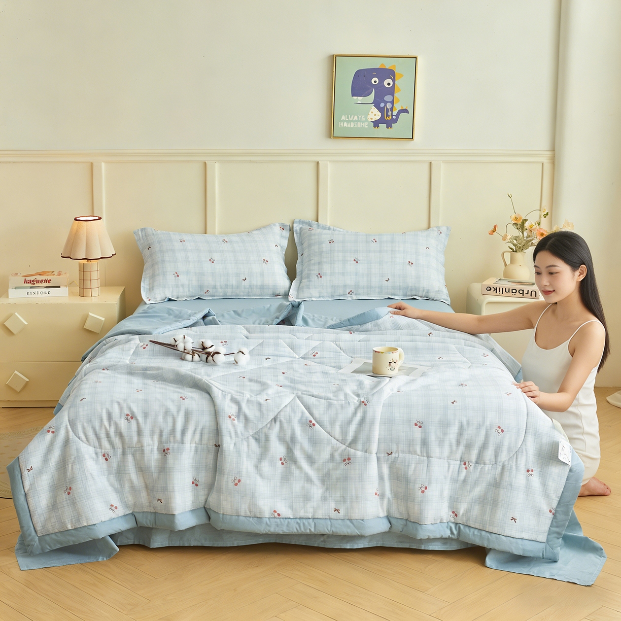 91家纺网 家纺一手货源 找家纺 A类里外全棉12868夏凉被100%新疆棉纯棉全棉填充印花款空调被夏被 全棉印花 蓝格樱桃