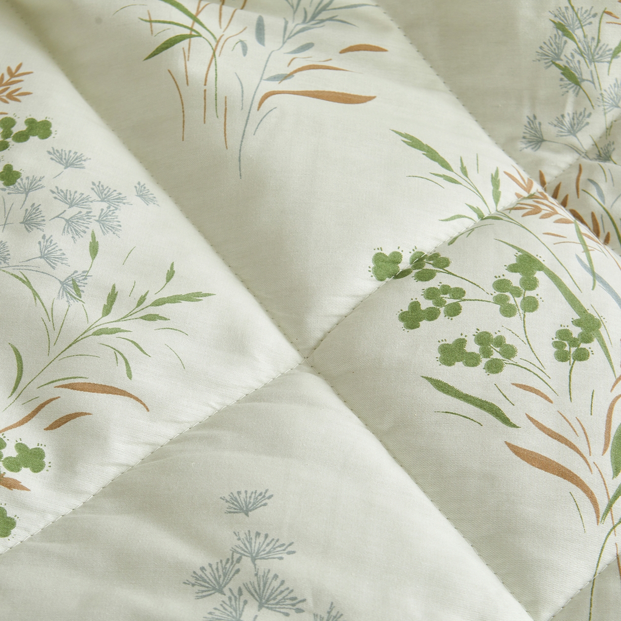 91家纺网 家纺一手货源 找家纺 A类里外全棉12868夏凉被100%新疆棉纯棉全棉填充印花款空调被夏被 全棉印花 漫山