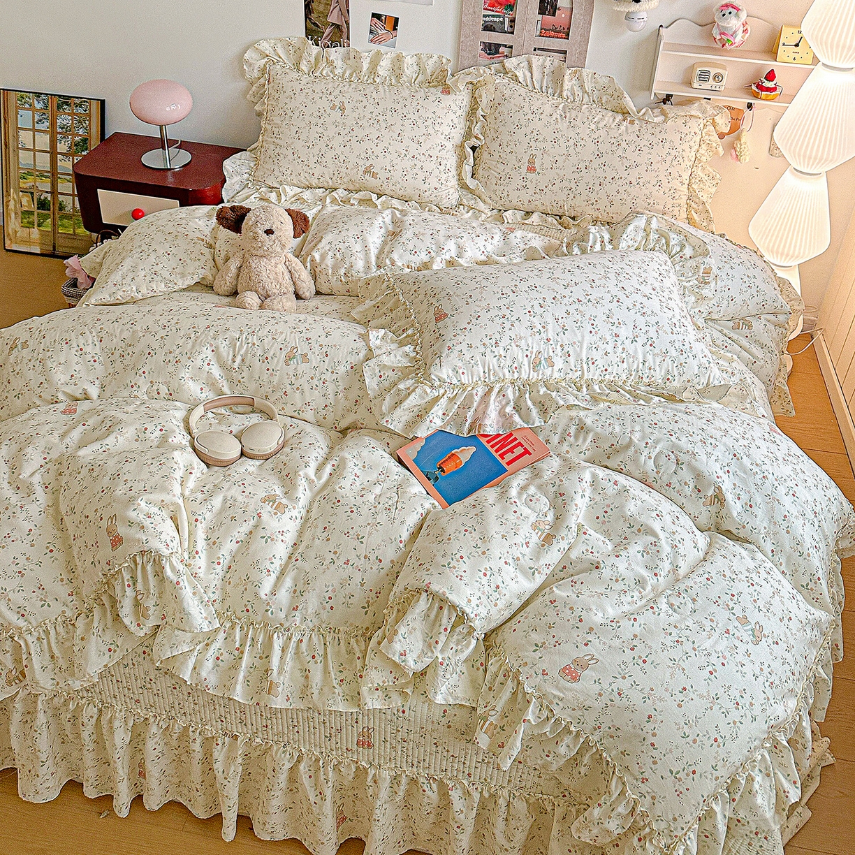 91家纺网 家纺一手货源 找家纺 家维家纺 2026新款（常年不断货）A类全棉夹棉韩系大花边高温砂洗床盖四件套【提供买家秀】 月兔花园