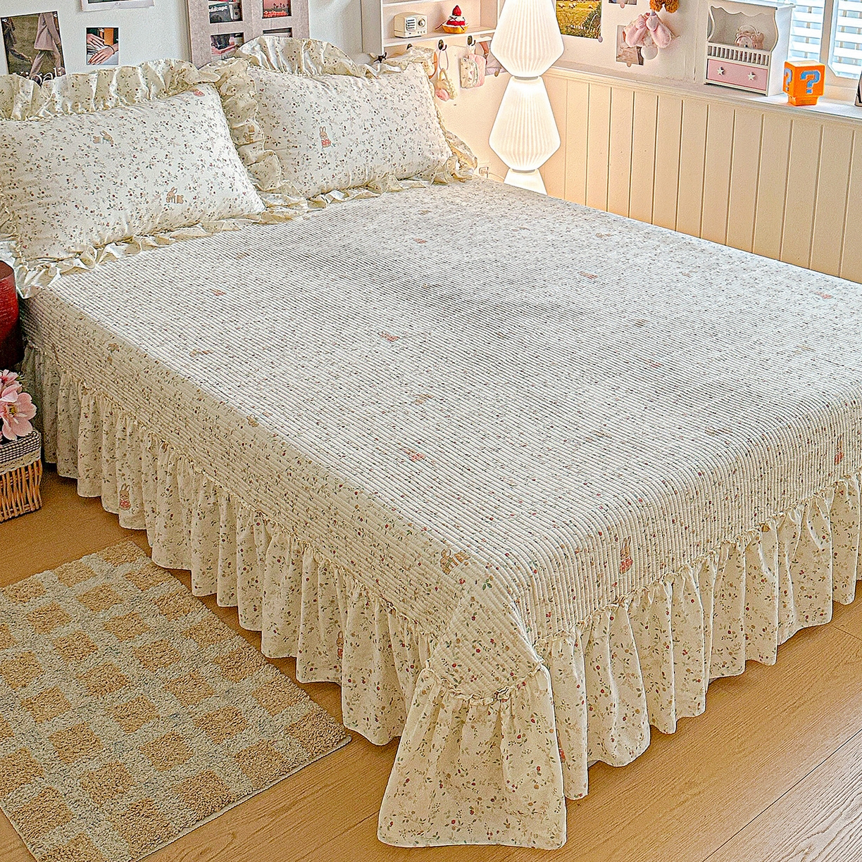 91家纺网 家纺一手货源 找家纺 家维家纺 2026新款（常年不断货）A类全棉夹棉韩系大花边高温砂洗床盖四件套【提供买家秀】 月兔花园