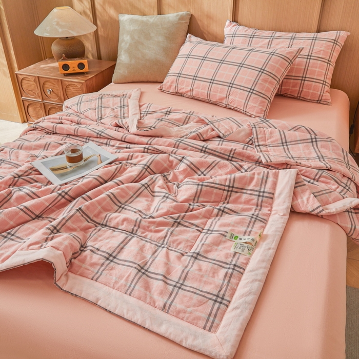 91家纺网 家纺一手货源 找家纺 猎鹿人家纺 2026新款A类水洗棉新疆棉花夏被 被子被芯 乔南粉