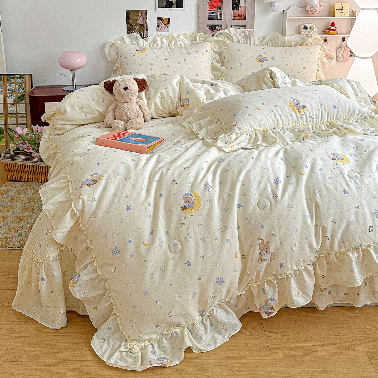 91家纺网 家纺一手货源 找家纺 家维家纺 2026新款（常年不断货）A类全棉夹棉韩系大花边高温砂洗床盖四件套【提供买家秀】 甜梦小熊