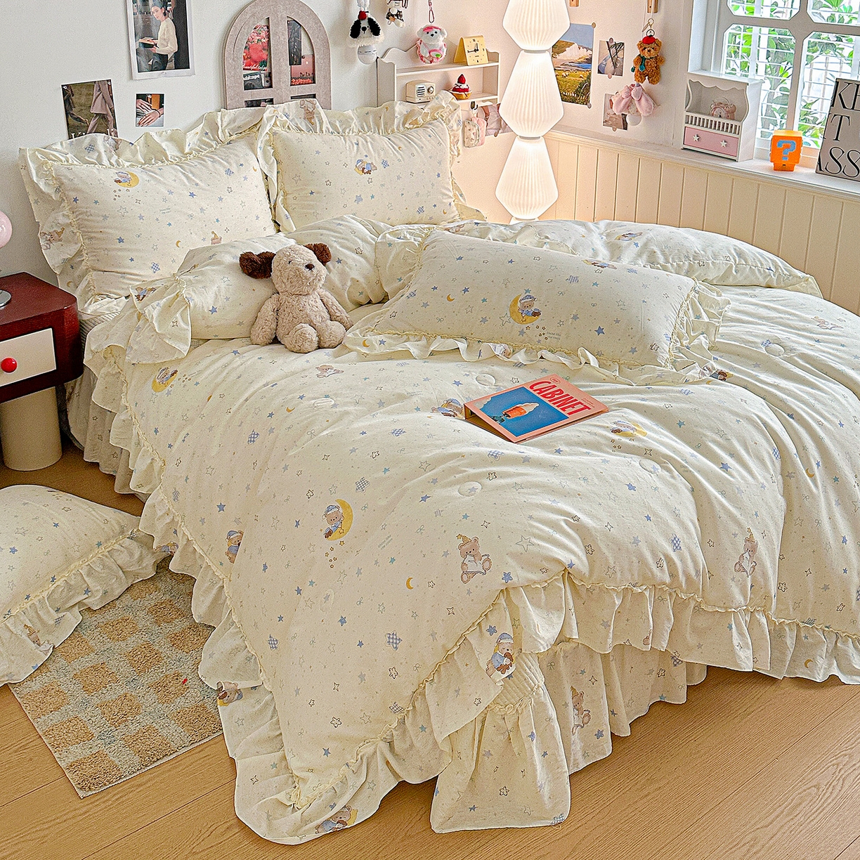 91家纺网 家纺一手货源 找家纺 家维家纺 2026新款（常年不断货）A类全棉夹棉韩系大花边高温砂洗床盖四件套【提供买家秀】 甜梦小熊