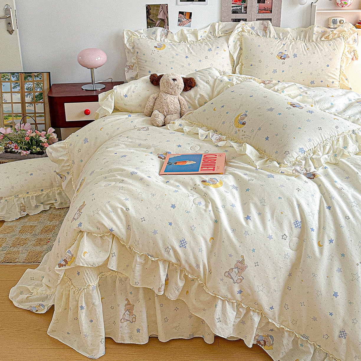 91家纺网 家纺一手货源 找家纺 家维家纺 2026新款（常年不断货）A类全棉夹棉韩系大花边高温砂洗床盖四件套【提供买家秀】 甜梦小熊