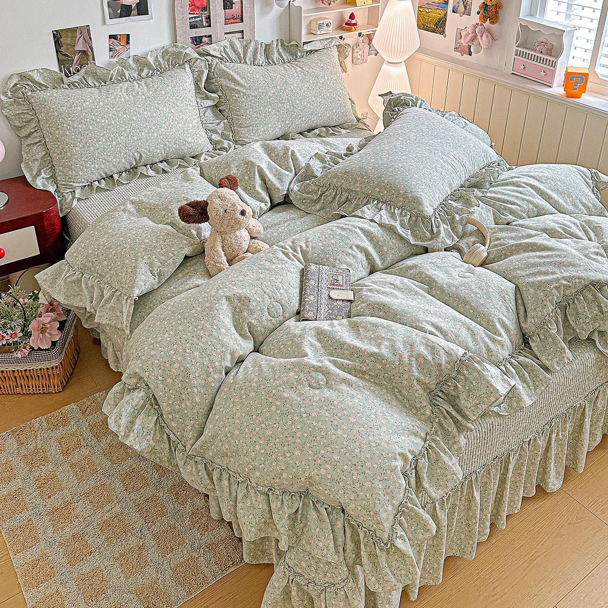 91家纺网 家纺一手货源 找家纺 家维家纺 2026新款（常年不断货）A类全棉夹棉韩系大花边高温砂洗床盖四件套【提供买家秀】 绿芜汀