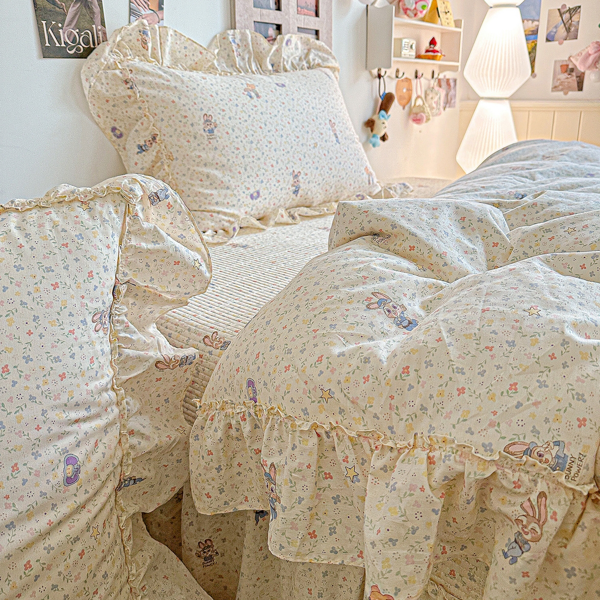 91家纺网 家纺一手货源 找家纺 家维家纺 2026新款（常年不断货）A类全棉夹棉韩系大花边高温砂洗床盖四件套【提供买家秀】 限定CP