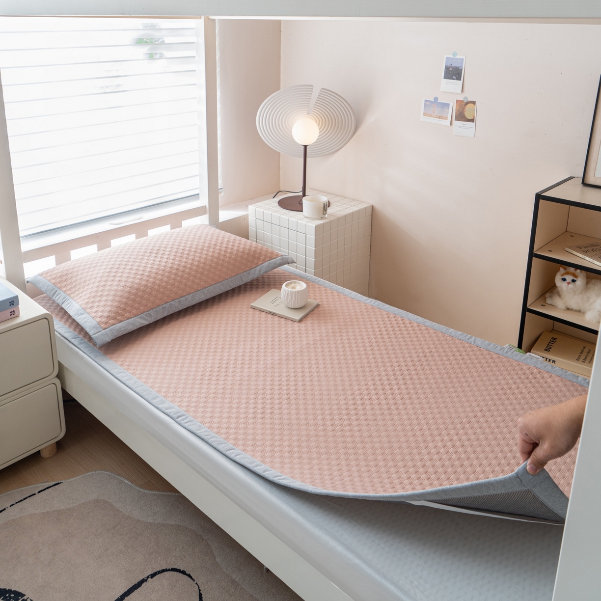 91家纺网 家纺一手货源 找家纺 （总）凌云家纺 2026新款锦纶凉感冰丝席三件套冰格空气席可机洗学生席