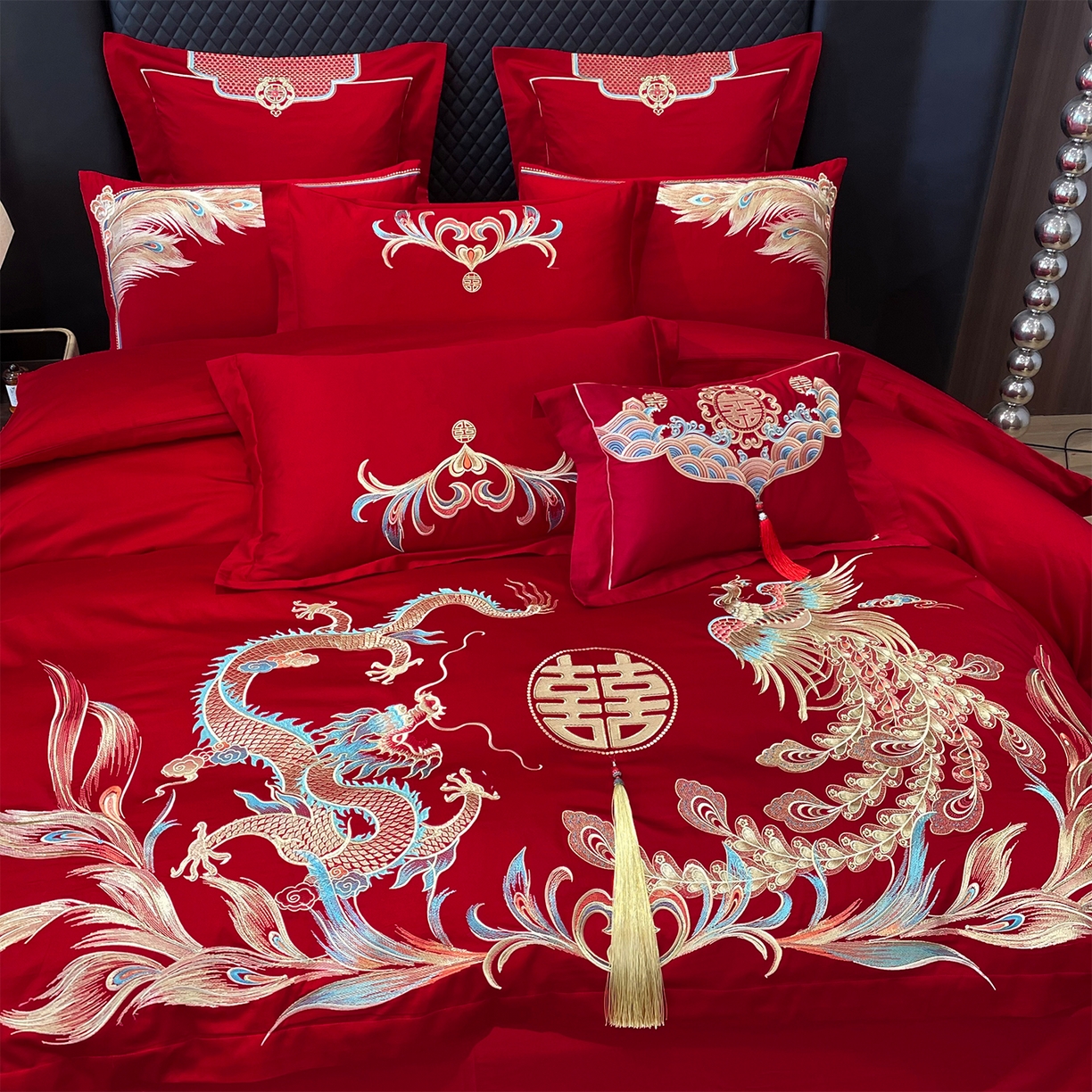 91家纺网 家纺一手货源 找家纺 2026年新款中式亲肤加厚双面磨毛婚庆四件套刺绣多件套龙凤喜悦