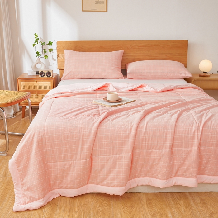 91家纺网 家纺一手货源 找家纺 猎鹿人家纺 2026新款A类水洗棉新疆棉花夏被 被子被芯 海棠粉