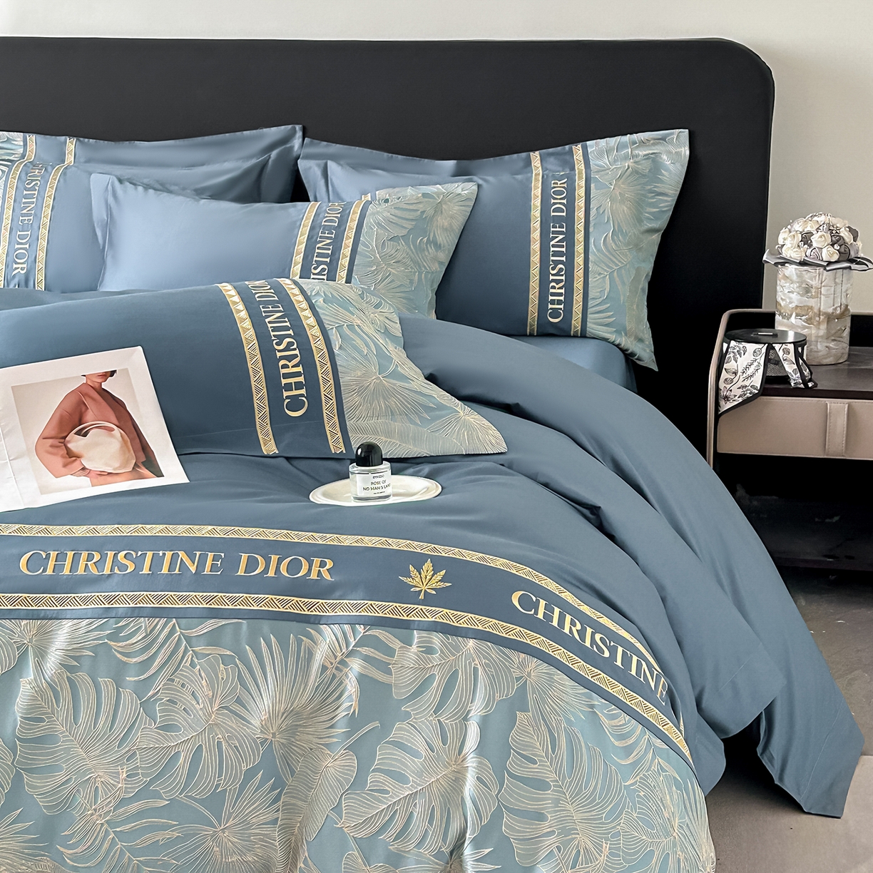 91家纺网 家纺一手货源 找家纺 置顶家纺 2026新款羽枫亲肤提花刺绣四件套 羽枫-宾利蓝