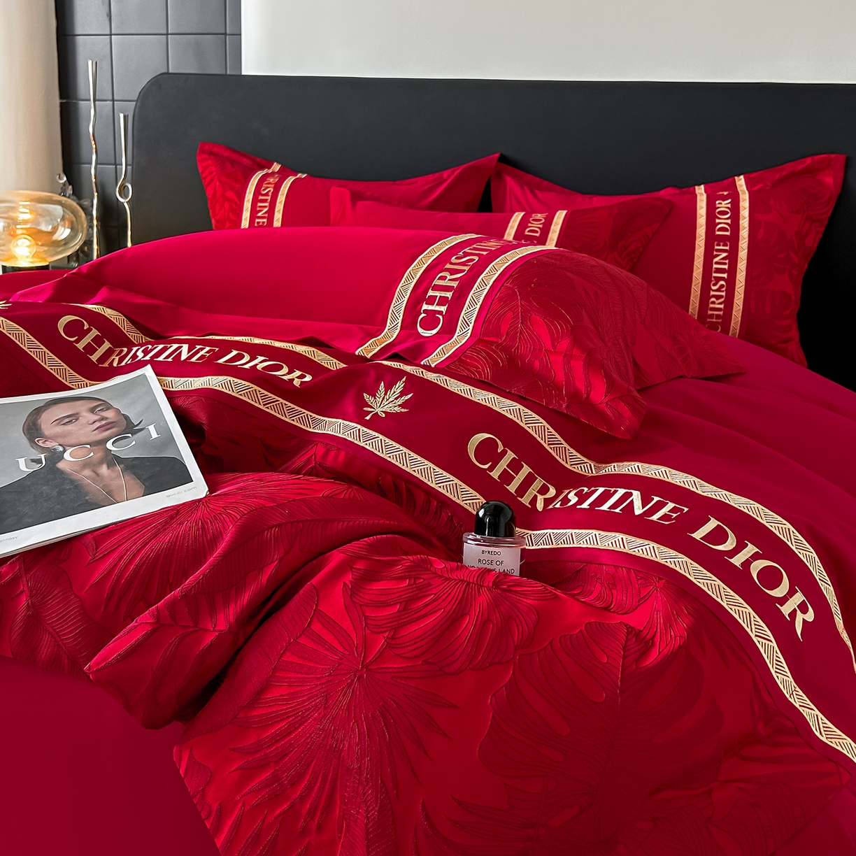 置顶家纺 2026新款羽枫亲肤提花刺绣四件套 羽枫-大红