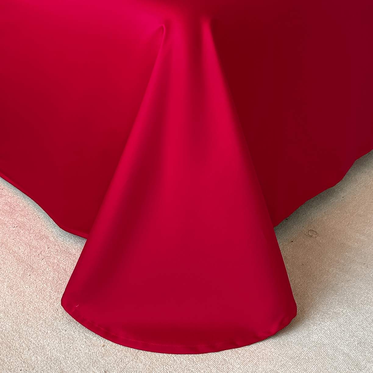 91家纺网 家纺一手货源 找家纺 置顶家纺 2026新款羽枫亲肤提花刺绣四件套 羽枫-大红