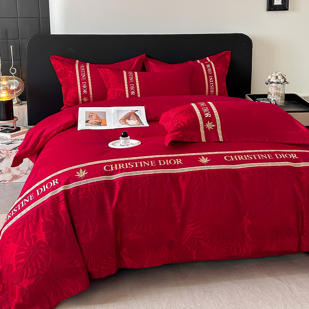 91家纺网 家纺一手货源 找家纺 置顶家纺 2026新款羽枫亲肤提花刺绣四件套 羽枫-大红