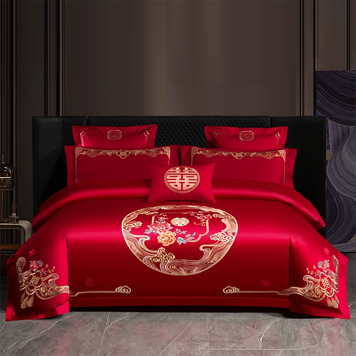 91家纺网 家纺一手货源 找家纺 博之洋婚庆 2026新款新中式亲肤棉婚庆大红刺绣系列四件套 花田喜事