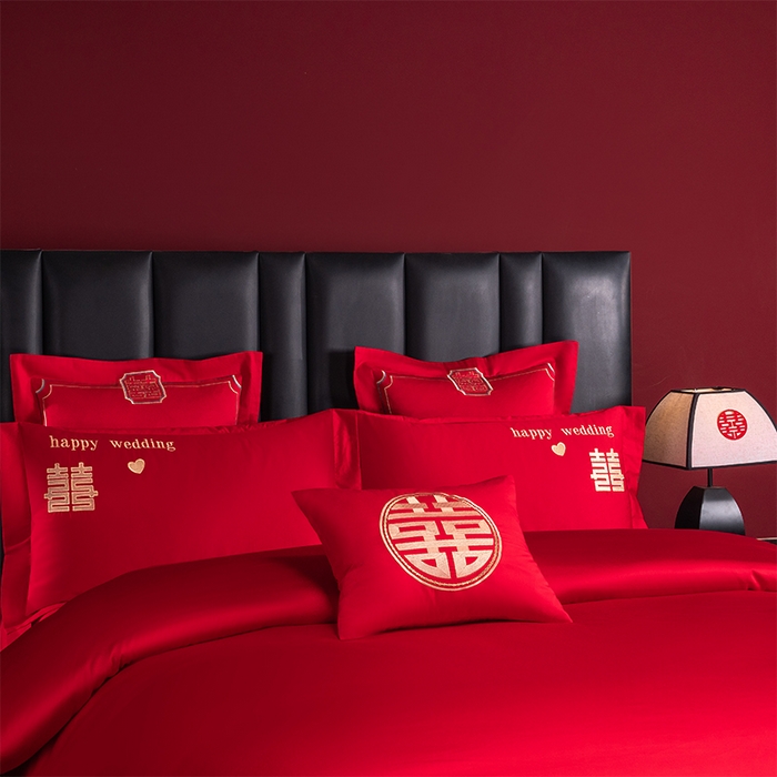 91家纺网 家纺一手货源 找家纺 博之洋婚庆 2026新款新中式亲肤棉婚庆大红刺绣系列四件套 喜运绵绵-金